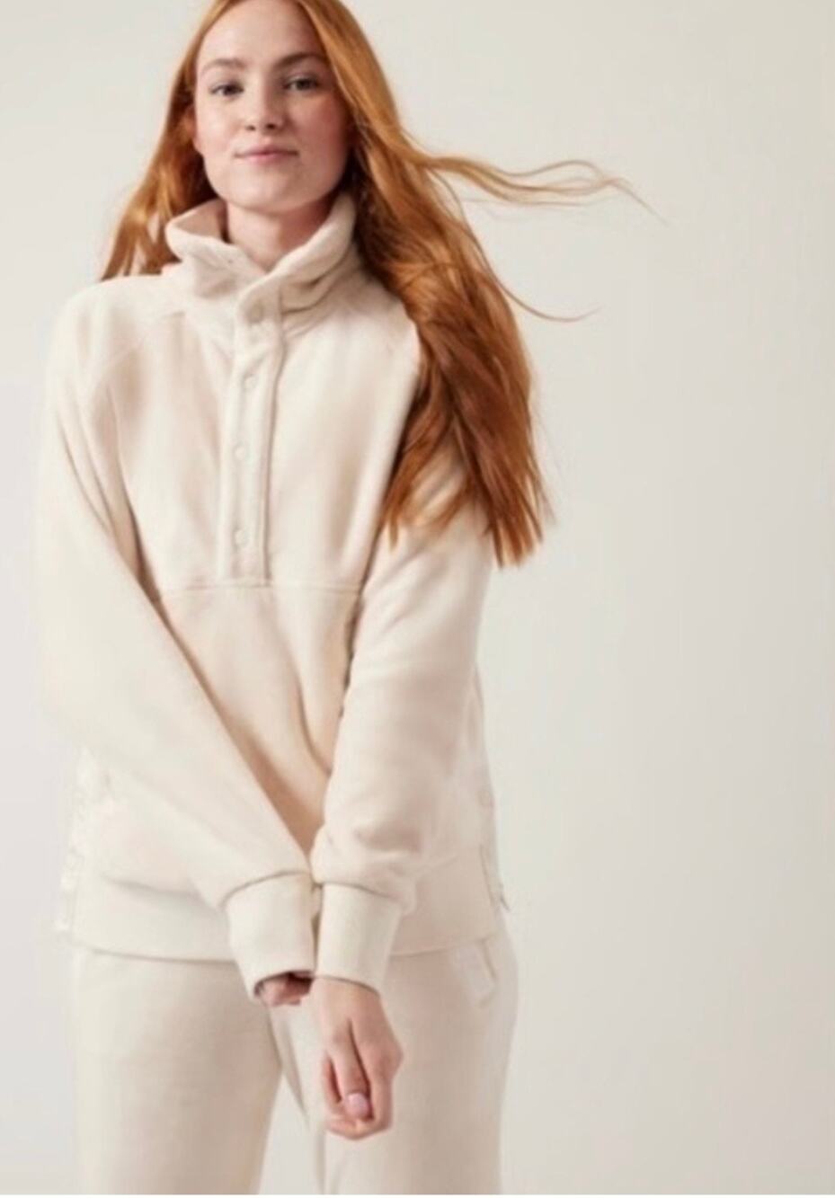 Athleta Cream Long Sleeve Button Fleece Sweater Size Medium